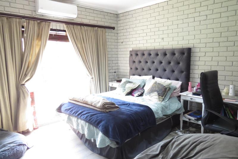 5 Bedroom Property for Sale in Vryburg North West